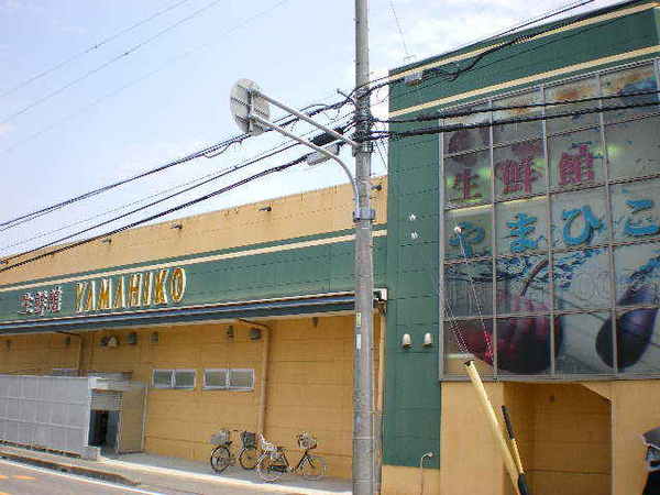 一宮市千秋町天摩字北野の事務所(生鮮館やまひこ岩倉店)