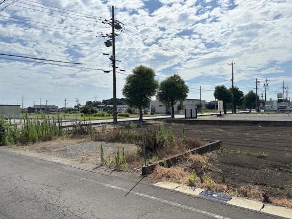 小牧市多気中町　貸地