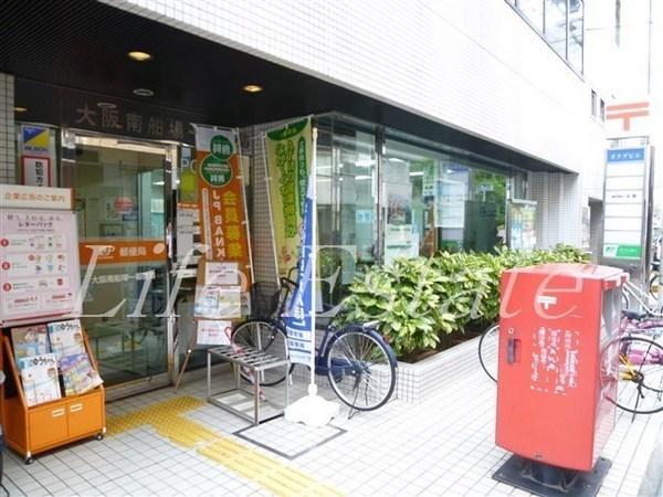 ミラノ堺筋(大阪南船場一郵便局)