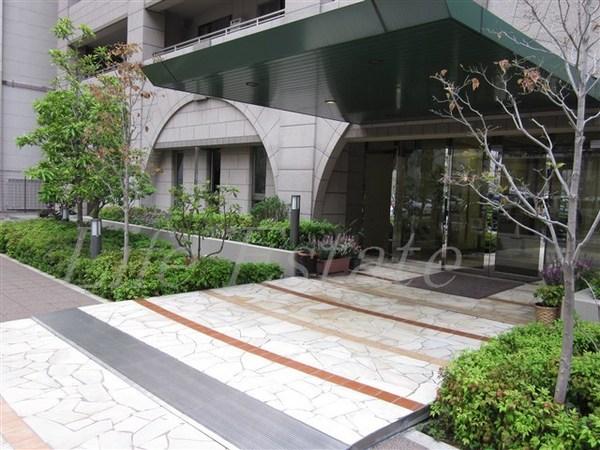 大阪市中央区今橋１丁目のマンション