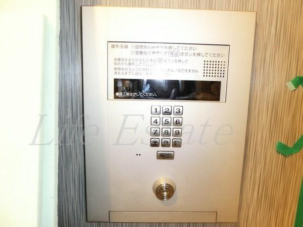 エスカーサ心斎橋EAST