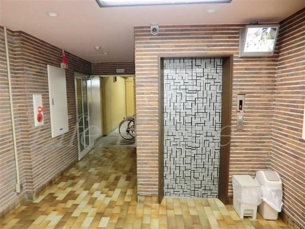 大阪市中央区東高麗橋のマンション