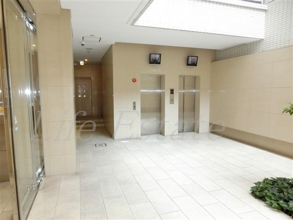 ドゥーエ谷町