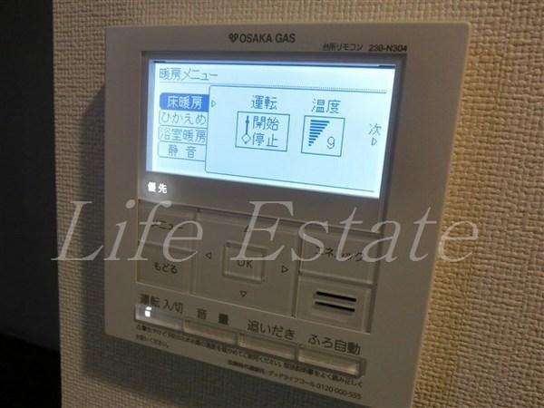 プレサンス堺筋本町駅前