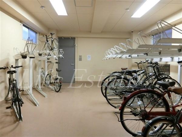 クリザンテーメ大手前