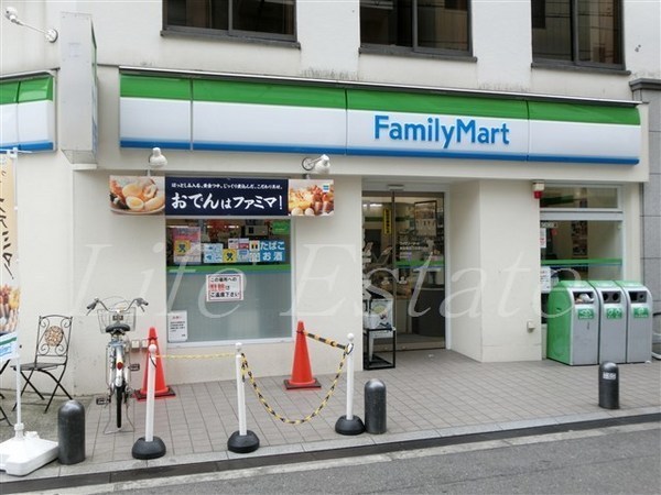 インテリジェンス御堂(ファミリーマート南船場四丁目店)