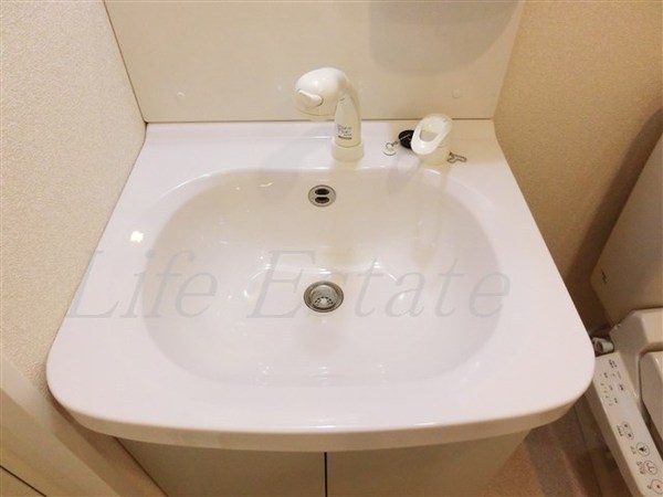 LUXE難波EAST
