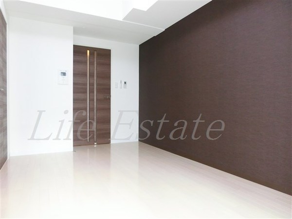 LUXE難波EAST