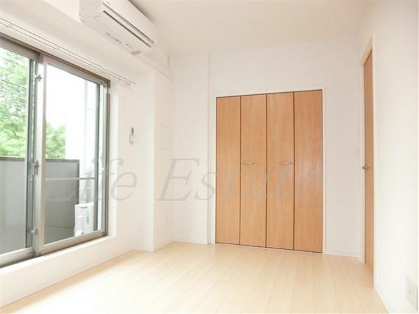 S.D-room