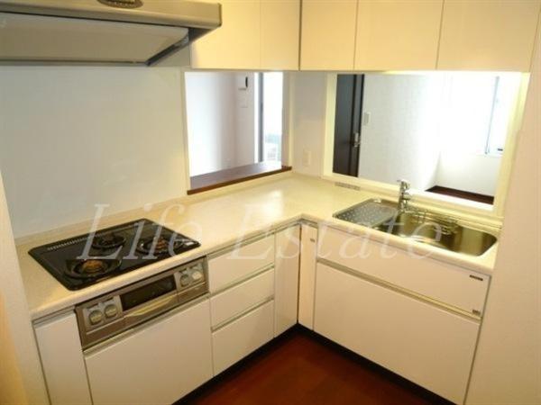 大阪市中央区伏見町３丁目のマンション