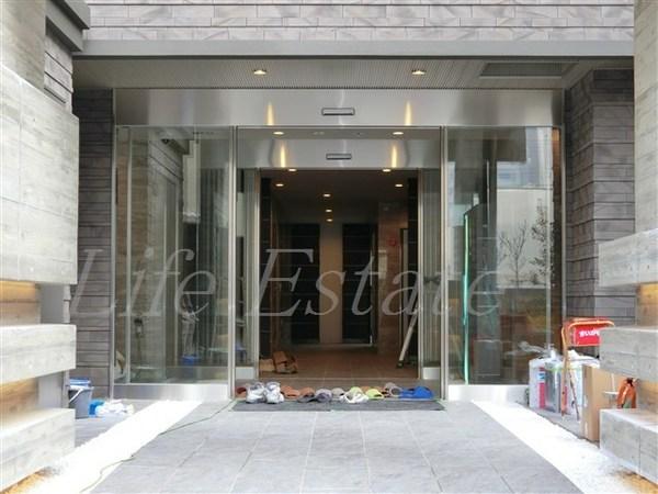 大阪市中央区和泉町２丁目のマンション