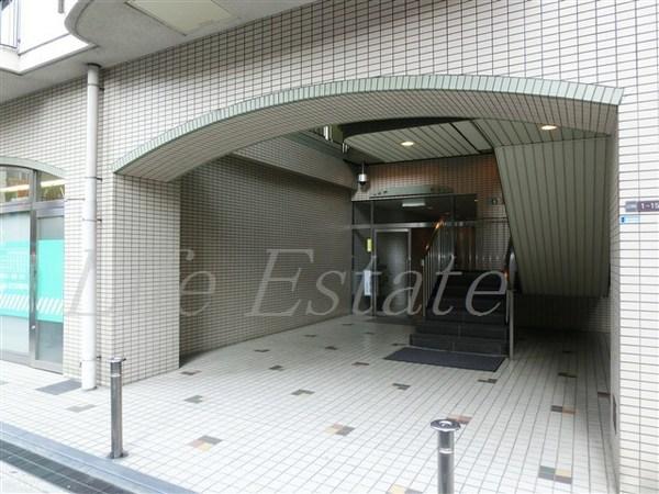 ハピネス上六