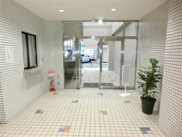 ハピネス上六