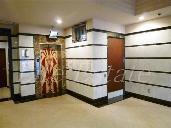 大阪市中央区南久宝寺町１丁目のマンション