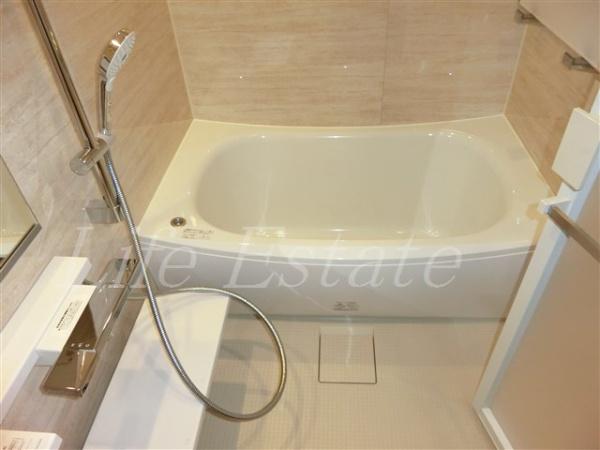 ローレルタワー堺筋本町