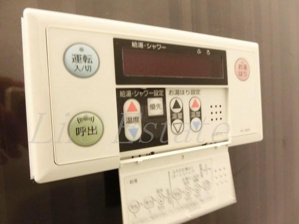 エスカーサ心斎橋EAST