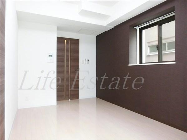 LUXE難波EAST