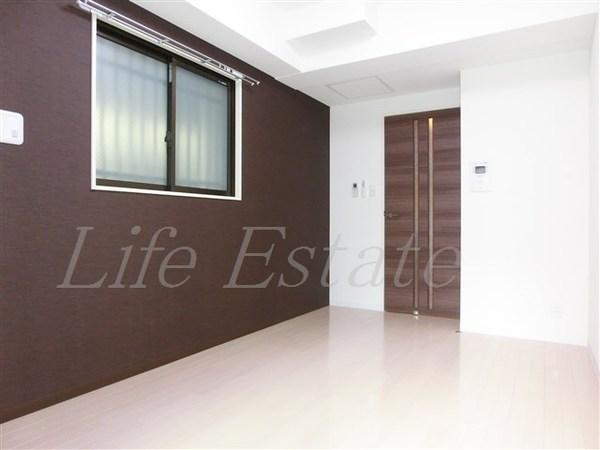 LUXE難波EAST