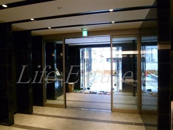 クリスタルグランツ心斎橋EAST