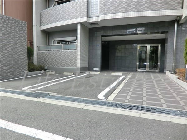 パークサイド法円坂