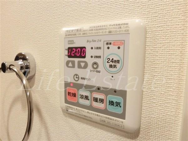 プレサンス堺筋本町駅前