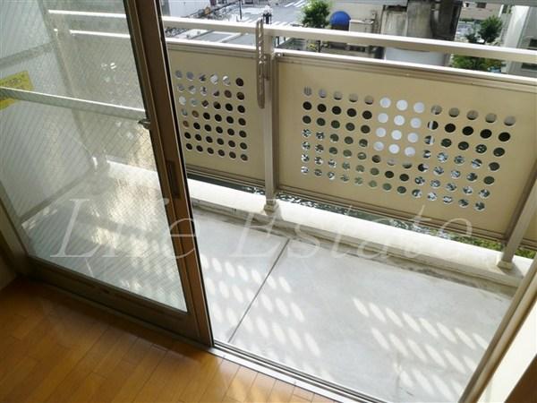 サン・ロレンツ心斎橋東