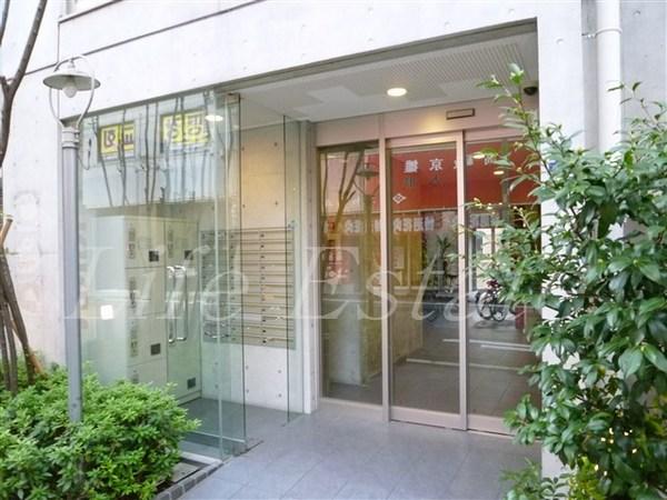 サン・ロレンツ心斎橋東