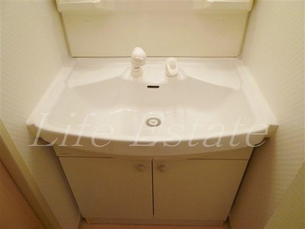 サン・ロレンツ心斎橋東
