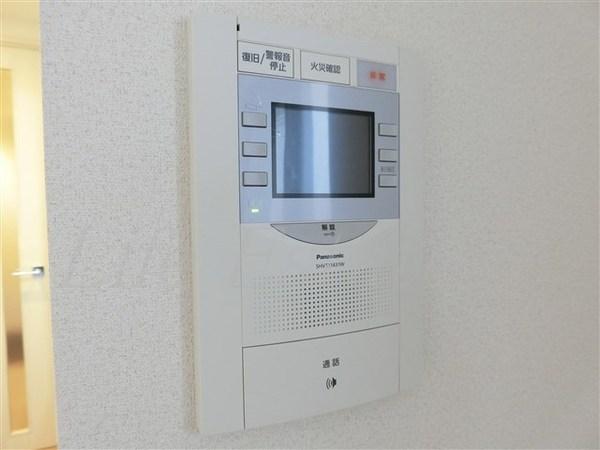 プレサンス心斎橋ニスト