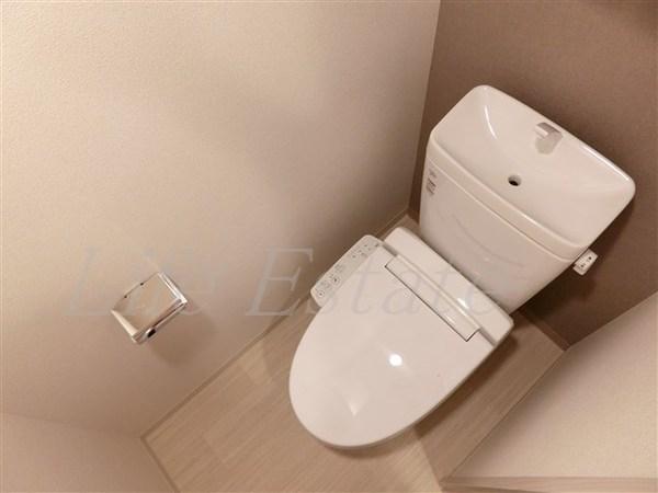 プレサンス心斎橋ニスト