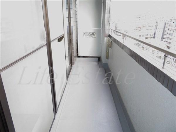 大阪市天王寺区上本町３丁目のマンション