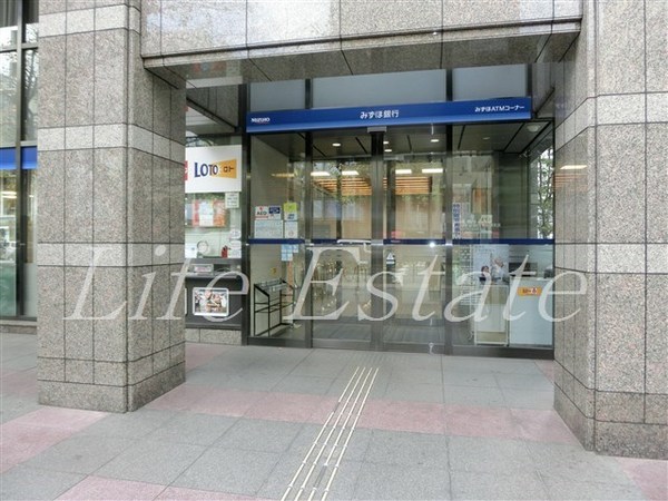 イグレック南本町(みずほ銀行南船場支店)