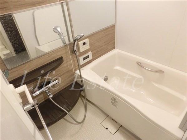 プレサンスタワー北浜