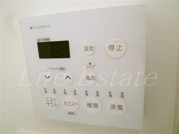 レジュールアッシュ大阪城WEST