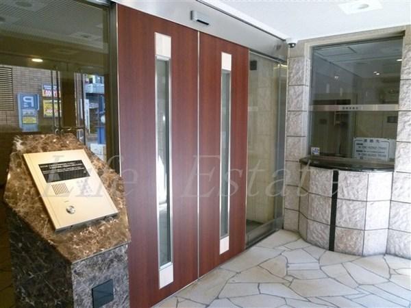 プレサンス東本町