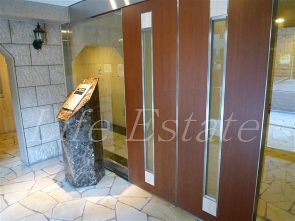 プレサンス東本町