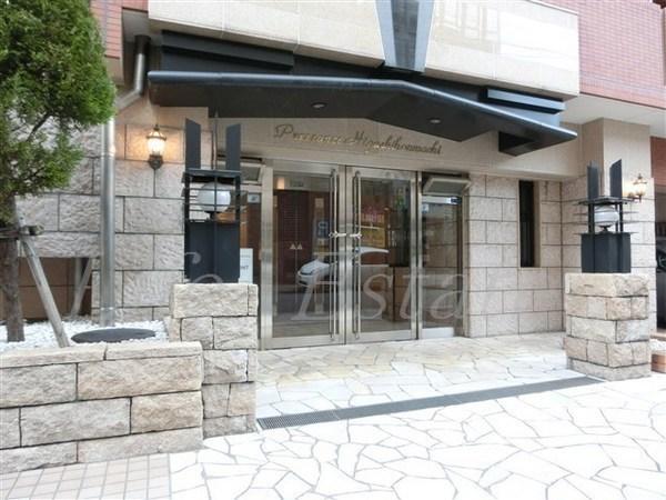 プレサンス東本町