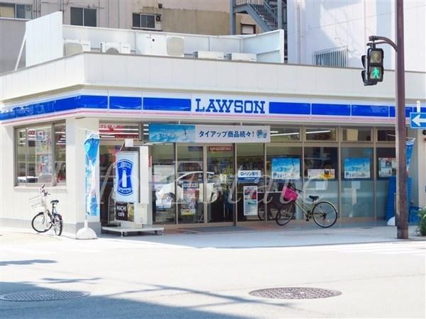 ラシーヌ瓦屋町(ローソン瓦屋町三丁目店)