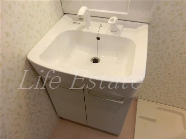 ベルメゾン本町