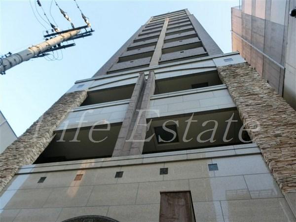 大阪市中央区南船場１丁目のマンション