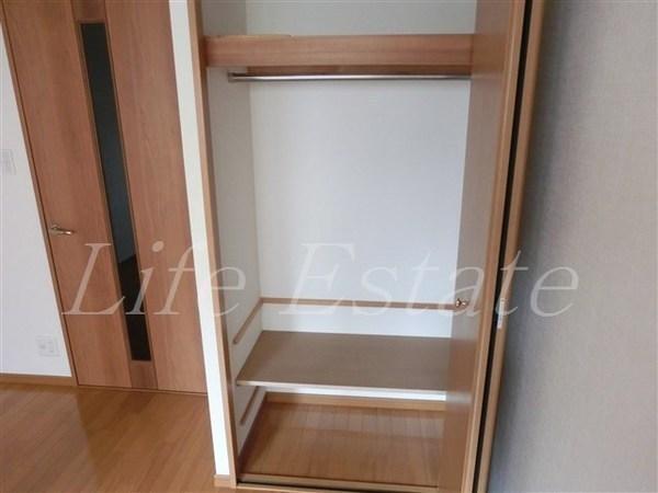 プレサンス東本町