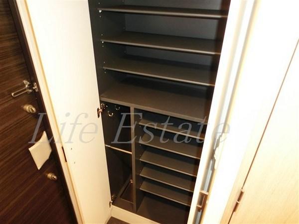 プレサンス松屋町駅前