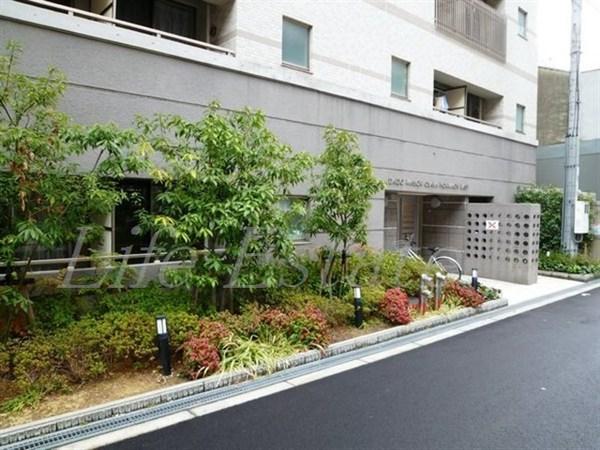 ダイドーメゾン大阪本町EAST