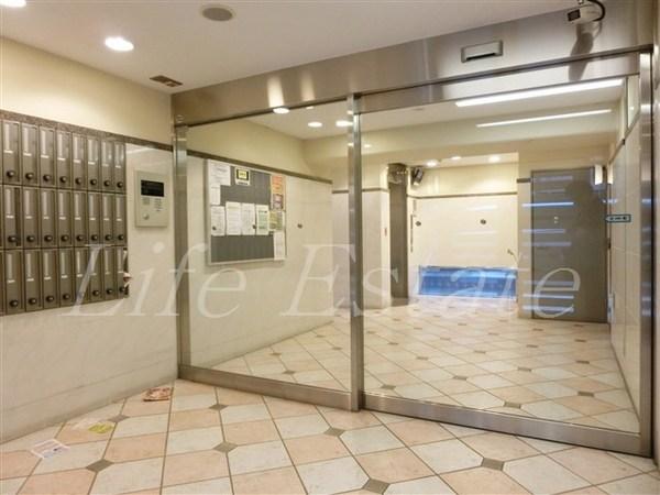 ダイドーメゾン大阪本町EAST