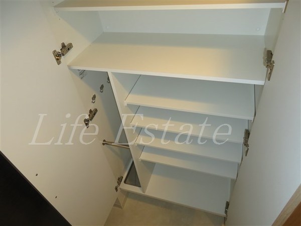 ラフォルム鎗屋町