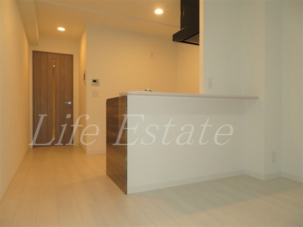 ラフォルム鎗屋町
