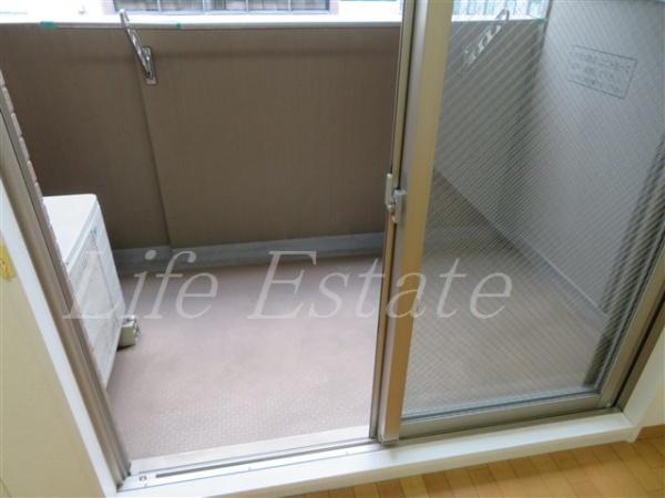 大阪市中央区備後町１丁目のマンション