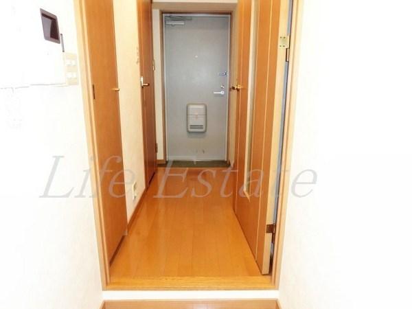 大阪市中央区南船場２丁目のマンション