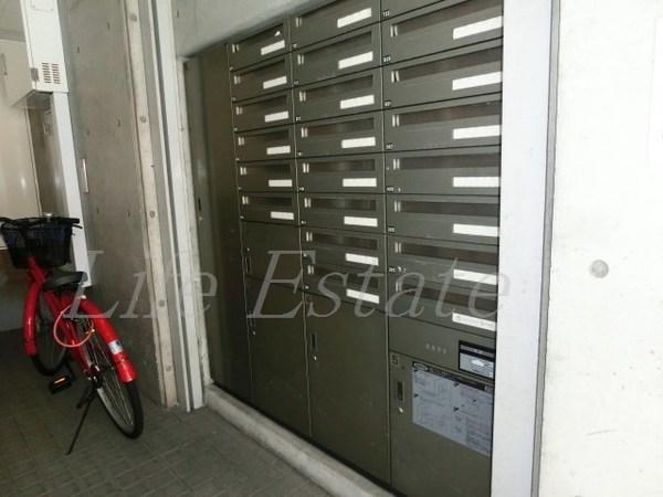 大阪市中央区南船場２丁目のマンション