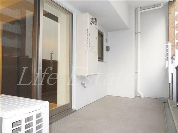 クリスタルエグゼ心斎橋